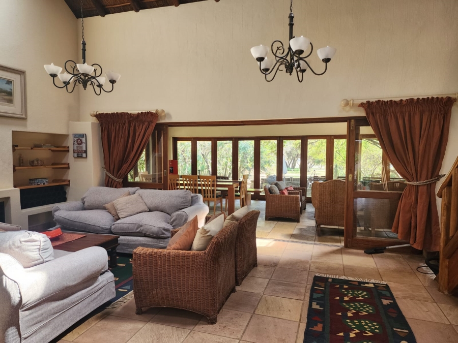 To Let 6 Bedroom Property for Rent in Lakeland North West